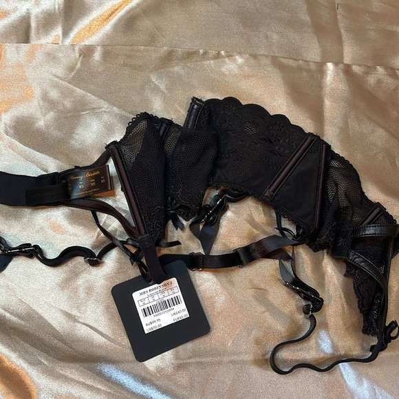 Honey Birdette Mrs Robinson 2 3 PC Set - Picture 11 of 14